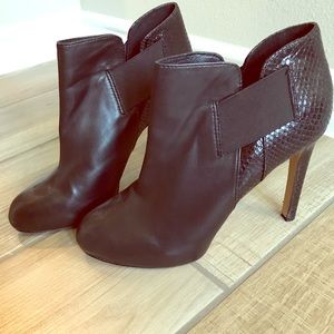 Vince Camuto booties *worn once*